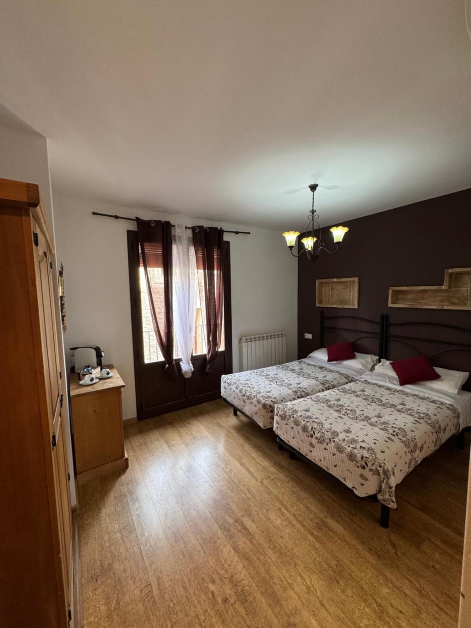 Casa Rural Marga Tardienta Екстериор снимка